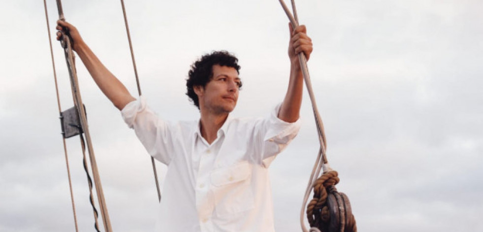 Marcos Rabina, el pescadero de la Plaza de Lugo que protagoniza la última campaña de Zara Origins